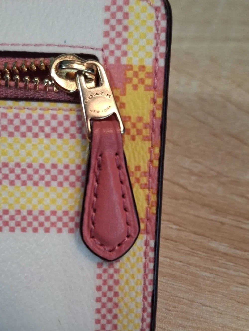Coach Taffy Multi Plaid Slim Wallet Nwt
